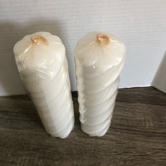 Vtg White Spiral Pillar Candles - Picture 9 of 12